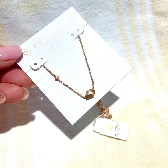 NWT Kendra Scott Rose Gold Laureen Pendant Necklace - Picture 8 of 12
